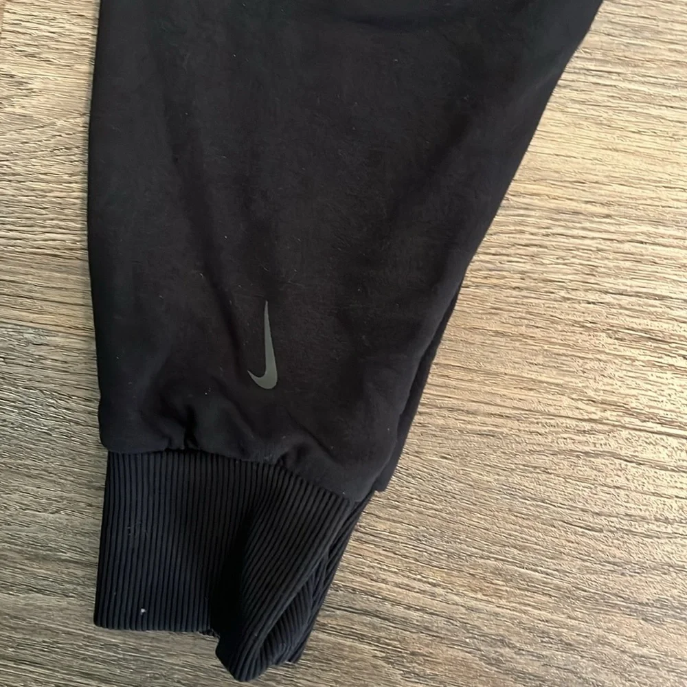 Nike comfortable black